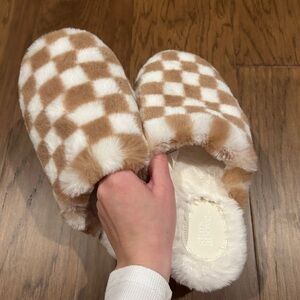 Stars Above Checkered Tan and White Slippers